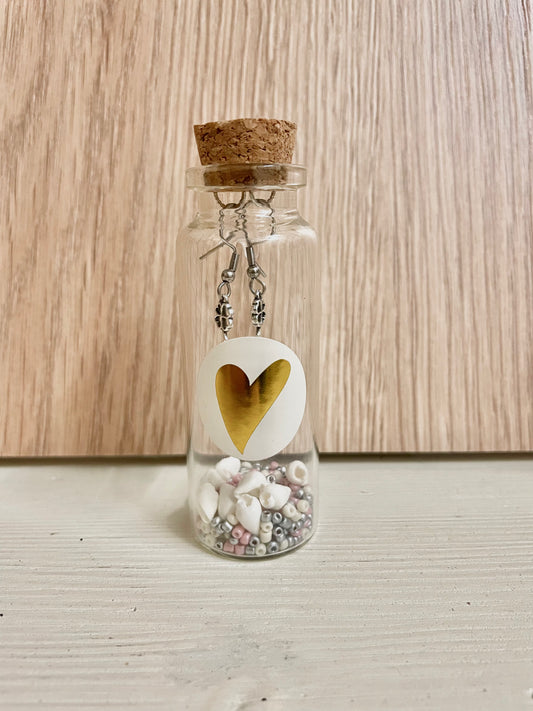 Cadeaupotje met oorbellen