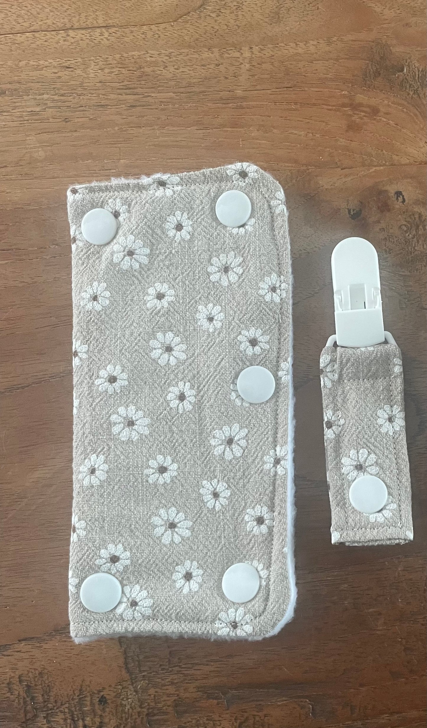 Set Poortcover + Sondeclip Bloemen beige