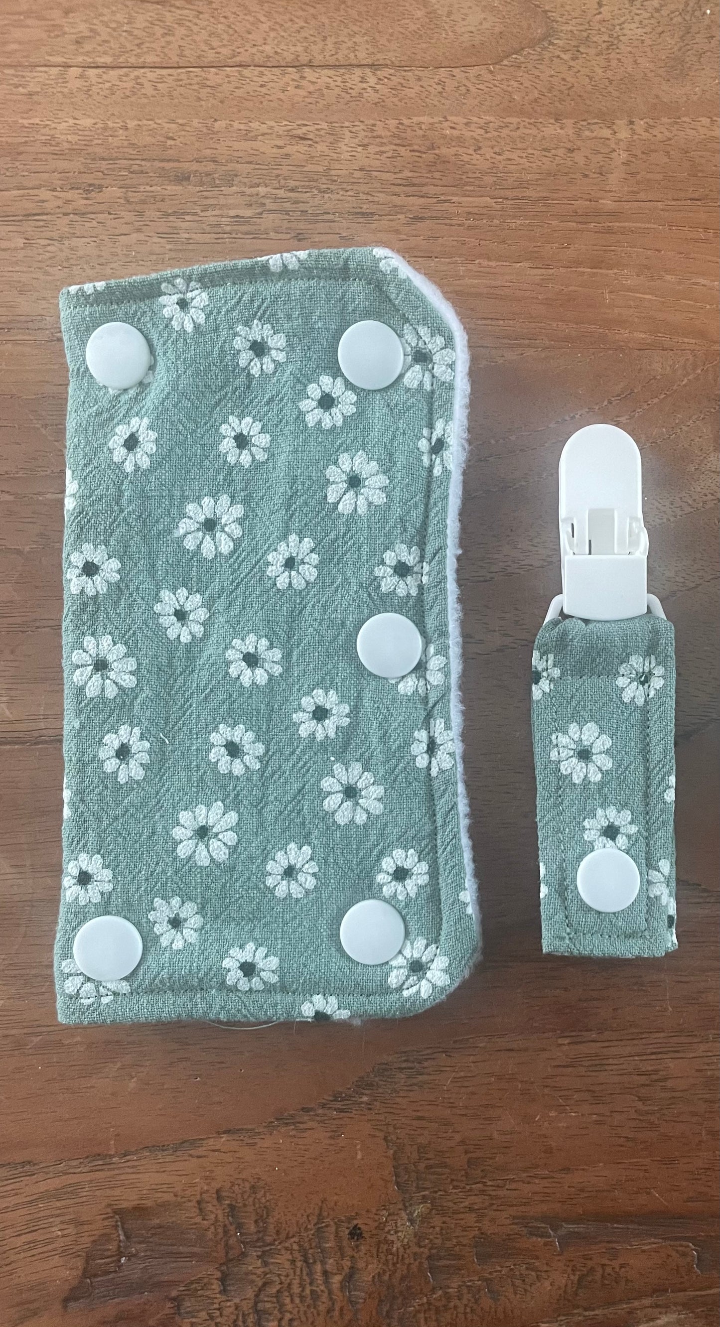 Set Poortcover + Sondeclip Bloemen groen